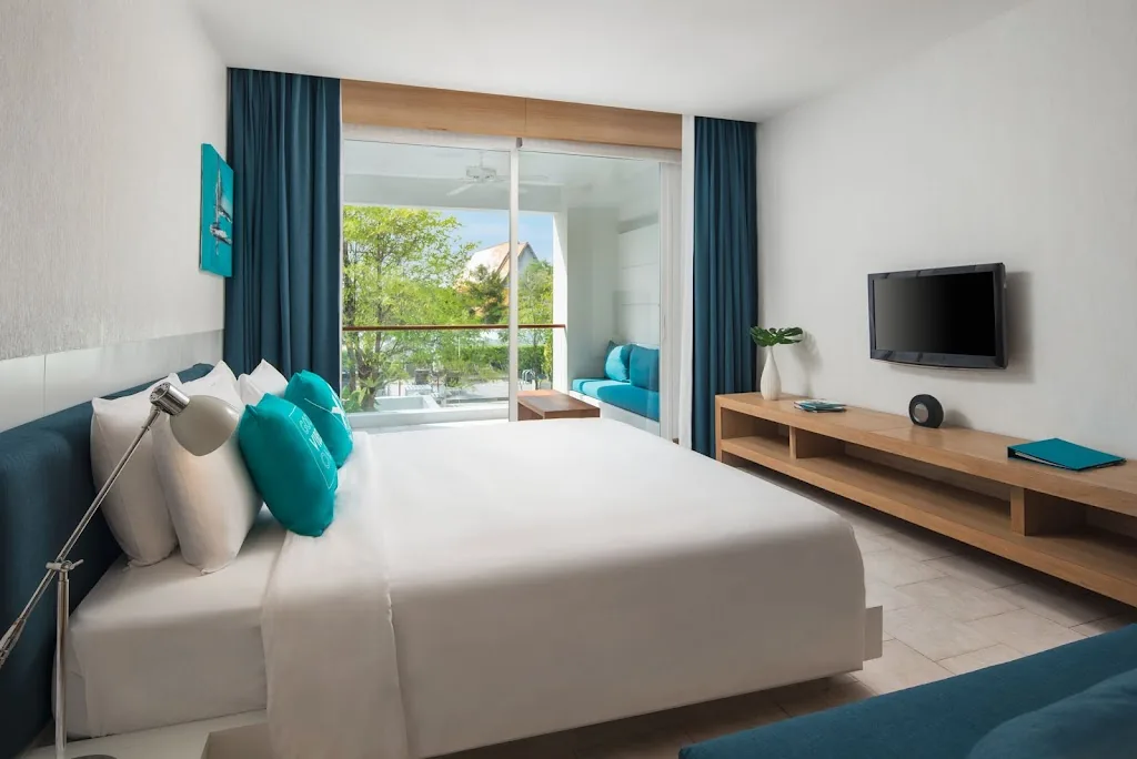 X2 Vibe Phuket Patong hotel photo