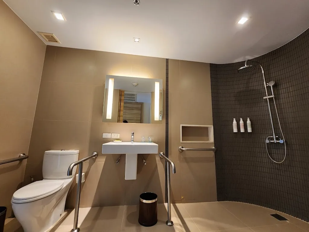 Le Meridien Phuket Mai Khao Beach Resort hotel photo