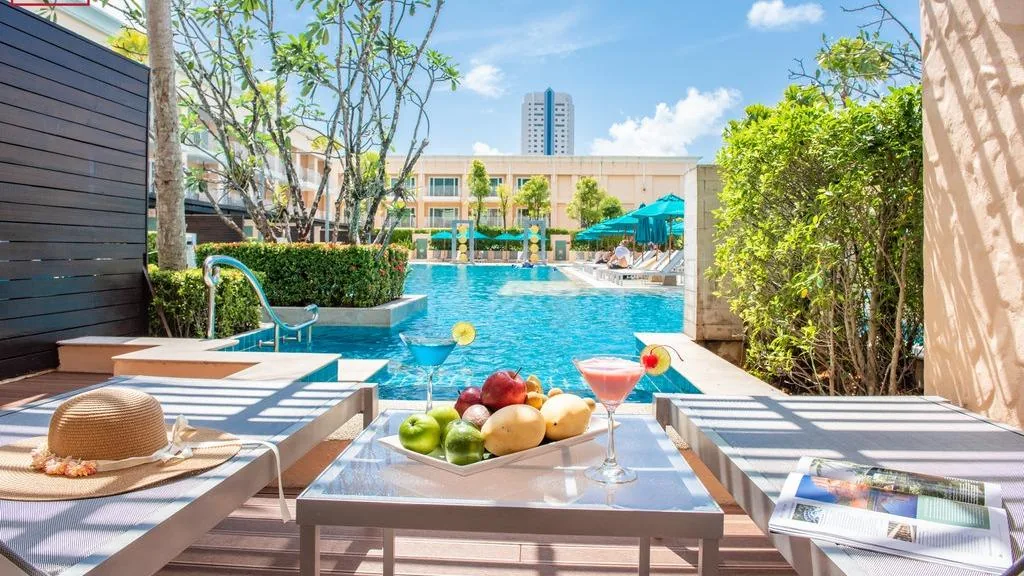 M Social Patong Phuket hotel photo