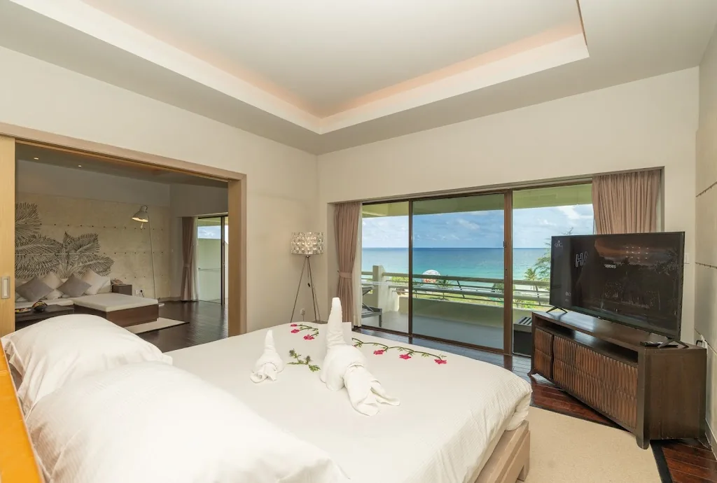 Pullman Phuket Karon Beach hotel photo