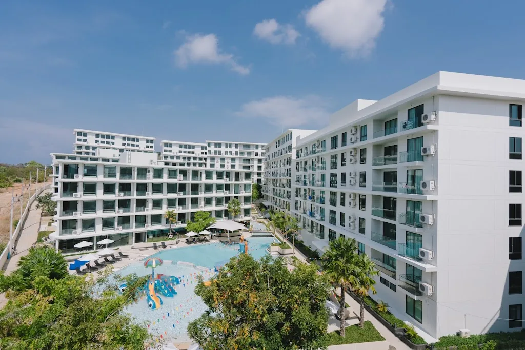 Wyndham La Vita Phuket hotel photo