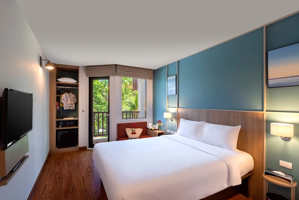 Ibis Phuket Patong hotel photo