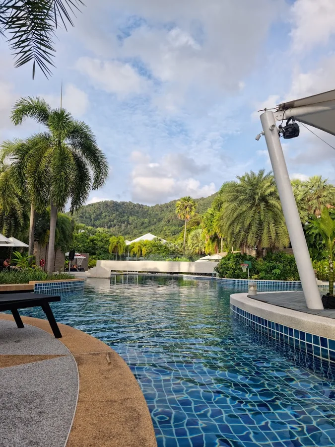 Holiday Inn Resort Karon Beach hotel photo