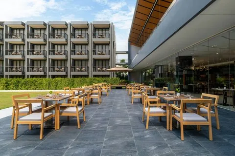 Courtyard Phuket Chalong Bay Resort hotel photo