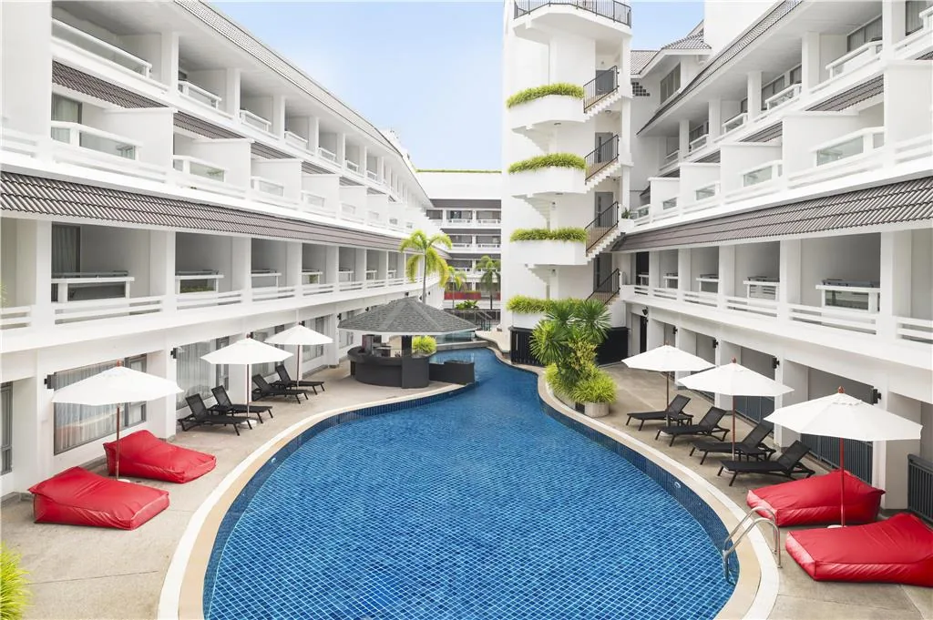 Radisson Red Phuket Patong Beach hotel photo