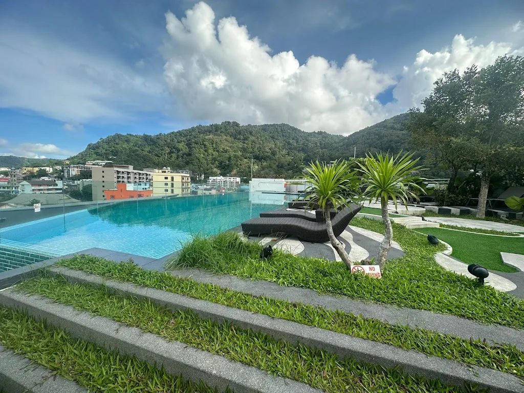 Mercure Phuket Patong Journeyhub hotel photo