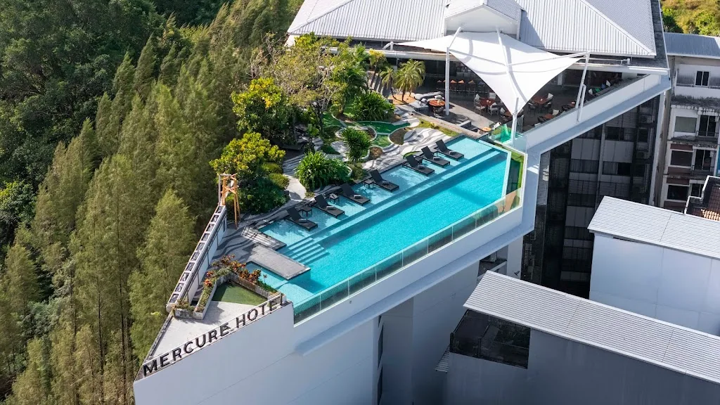 Mercure Phuket Patong Journeyhub hotel photo