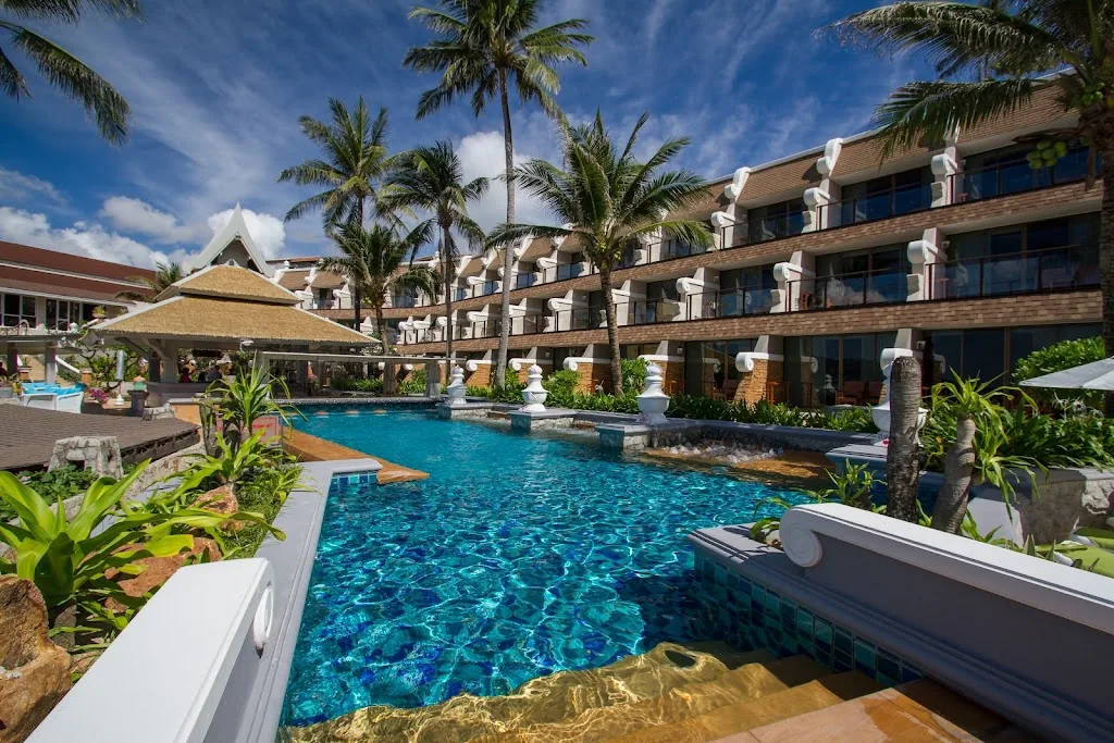 Beyond Karon hotel photo