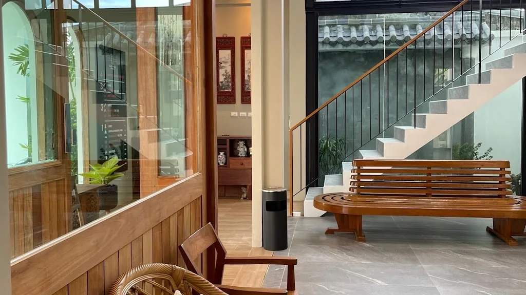 Alleyhill Phuket hotel photo