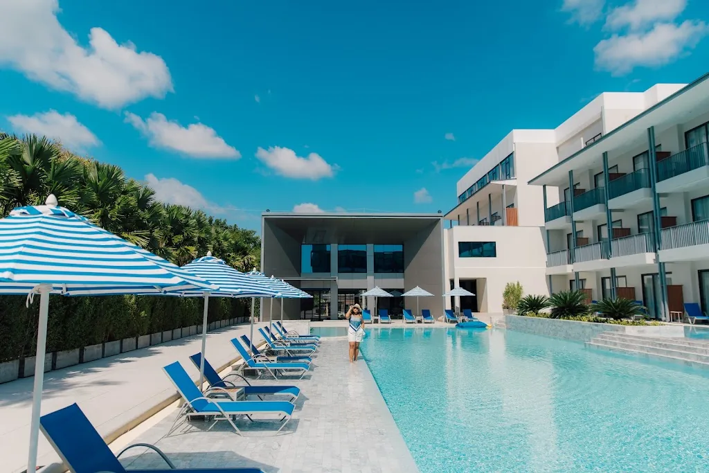 Seabed Grand Hotel Phuket hotel photo