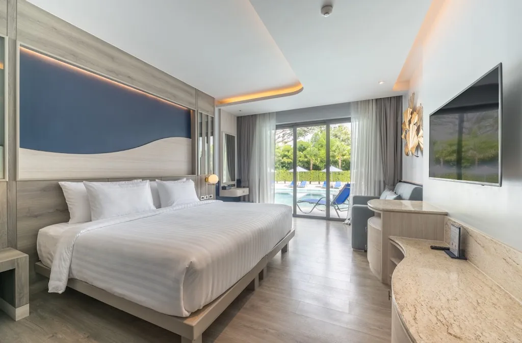 Seabed Grand Hotel Phuket hotel photo
