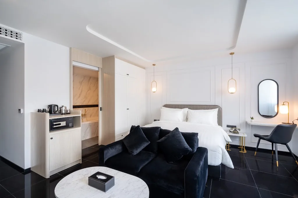 Ratri Hotel Phuket Old Town hotel photo