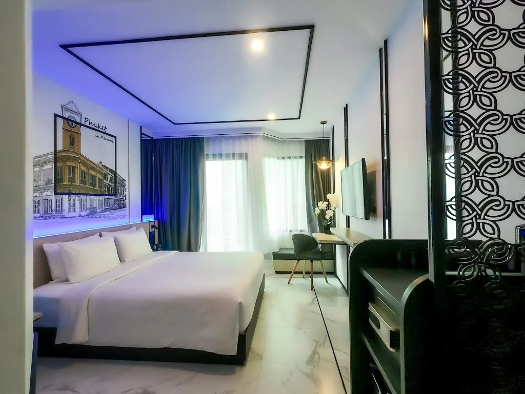 Ratri Hotel Phuket Old Town hotel photo